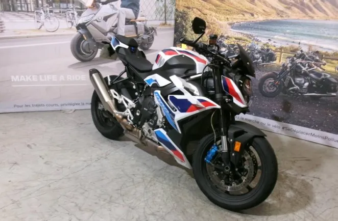 BMW M 1000 R 2025