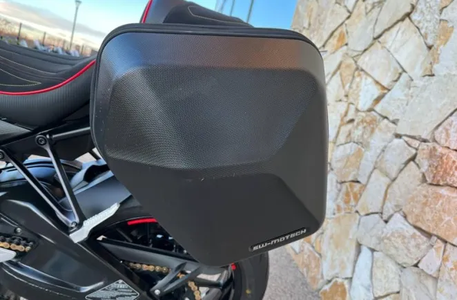 BMW 1000 R full pack + options