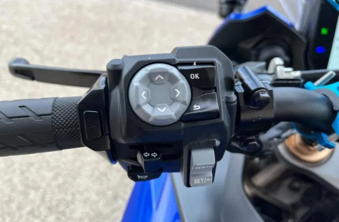 SUZUKI 1000 GT 2025 + options