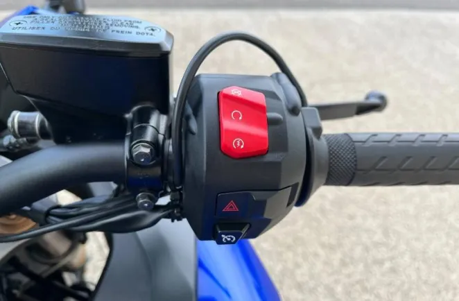 SUZUKI 1000 GT 2025 + options