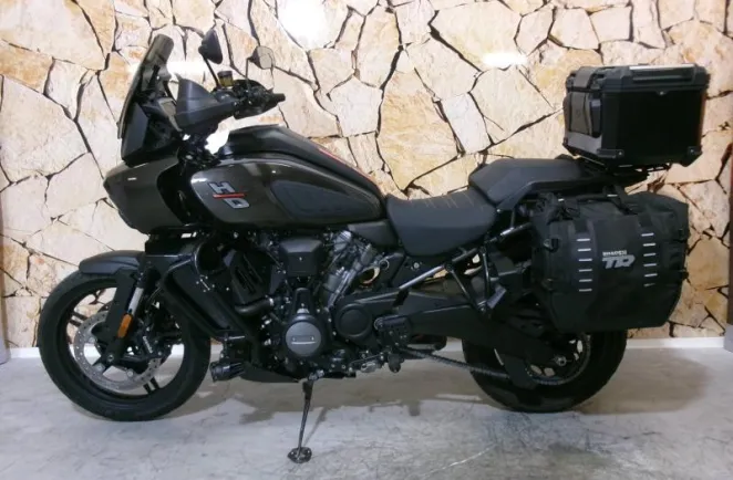 HARLEY-DAVIDSON Pan America 1250 Couleur