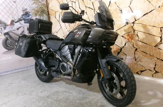 HARLEY-DAVIDSON Pan America 1250 Couleur