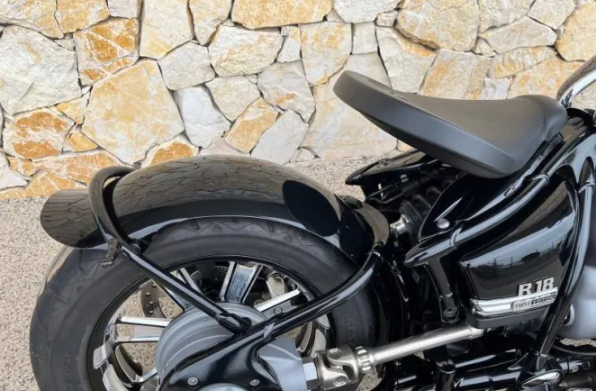 BMW 18 1800 B full options