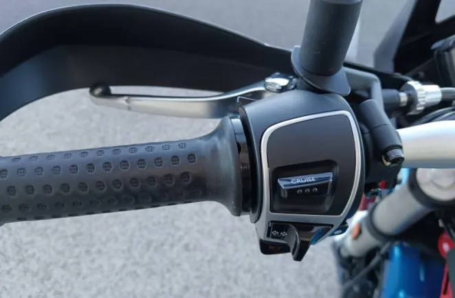 MOTO-GUZZI 850 Evocative Euro 5 + options