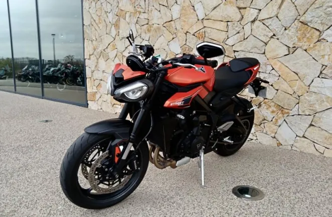 TRIUMPH 765 R 2024 120cv