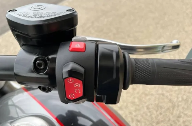 TRIUMPH Rocket III 2500 GT