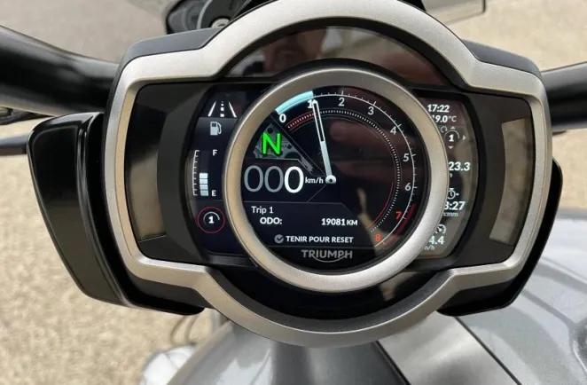 TRIUMPH Rocket III 2500 GT