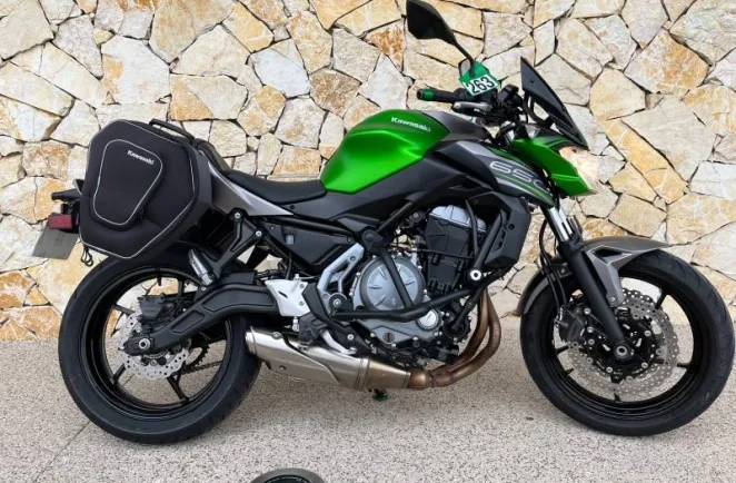 KAWASAKI 650 ABS 2018 A2