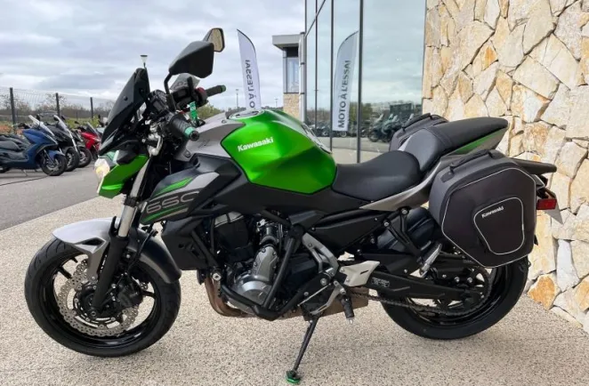KAWASAKI 650 ABS 2018 A2