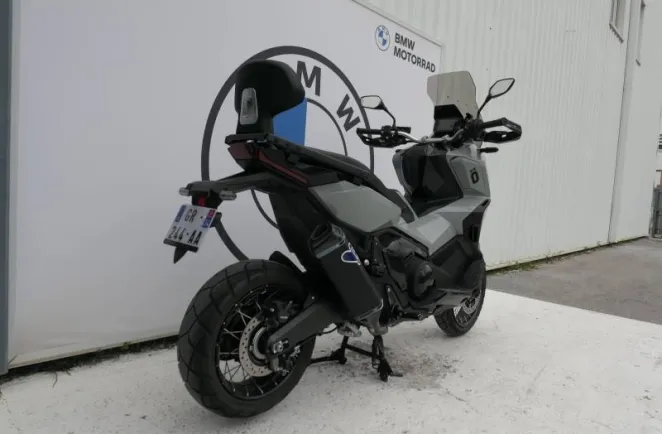 HONDA 750 A2 DCT + Options X ADV XADV