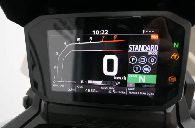 HONDA 750 A2 DCT + Options X ADV XADV