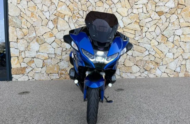 BMW 1250 RT AVEC AKRAPOVIC