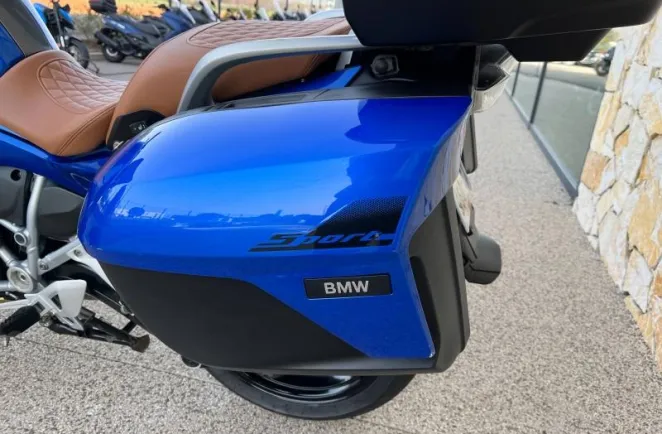 BMW 1250 RT AVEC AKRAPOVIC