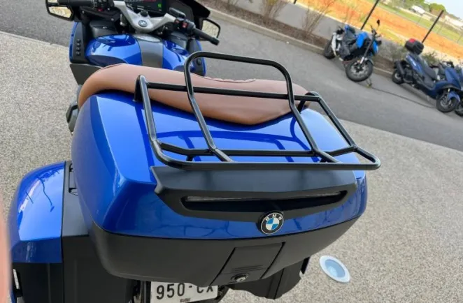 BMW 1250 RT AVEC AKRAPOVIC