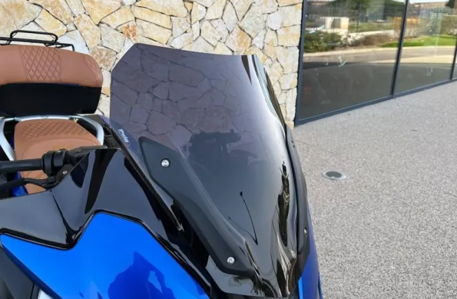 BMW 1250 RT AVEC AKRAPOVIC