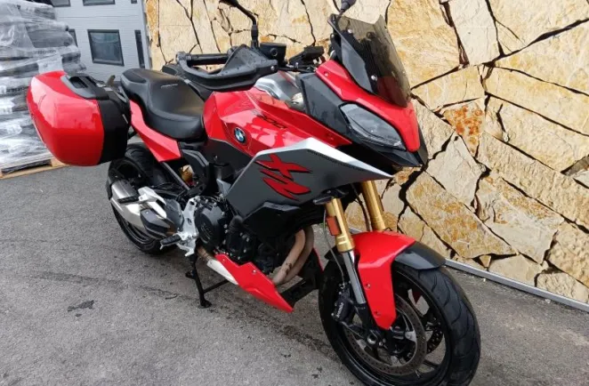 BMW F 900 XR A2