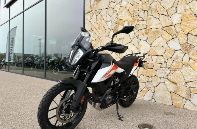 KTM 390 2025