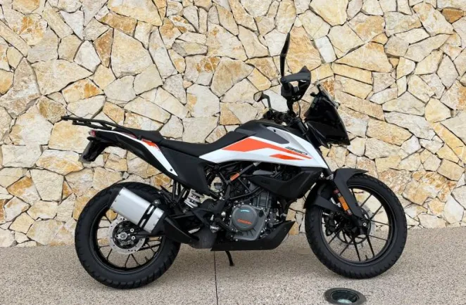 KTM 390 2025