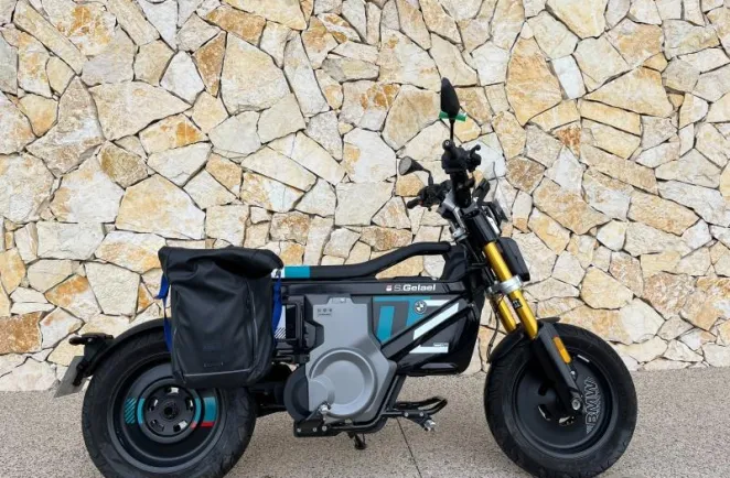 BMW CE02 full pack + sacoche.