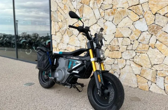 BMW CE02 full pack + sacoche.