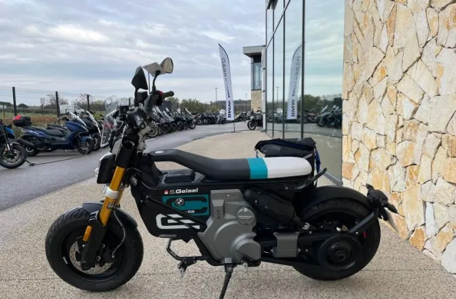 BMW CE02 full pack + sacoche.