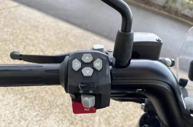 BMW CE02 full pack + sacoche.