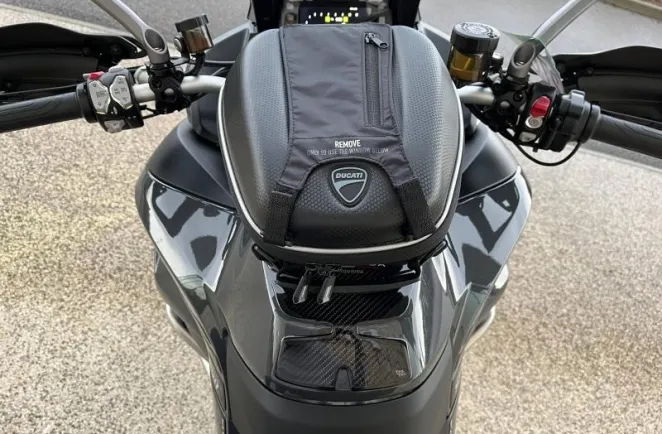 DUCATI V2 937 Pack Touring + options