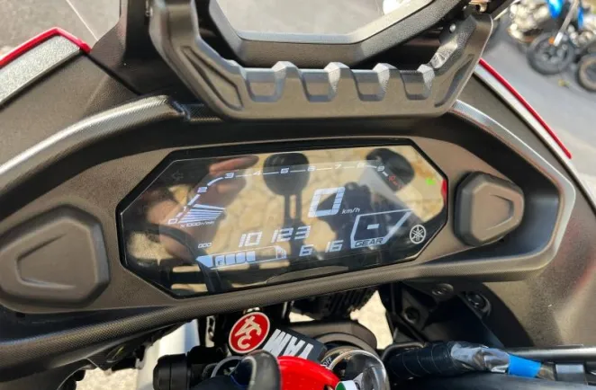 YAMAHA 7 700 2022 version 74cv