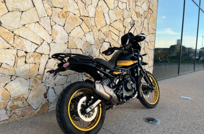 ROYAL ENFIELD 450 Hanle Black (Tubeless)