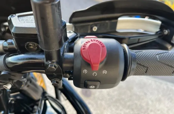 ROYAL ENFIELD 450 Hanle Black (Tubeless)