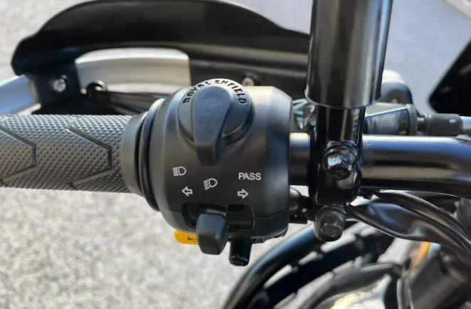 ROYAL ENFIELD 450 Hanle Black (Tubeless)