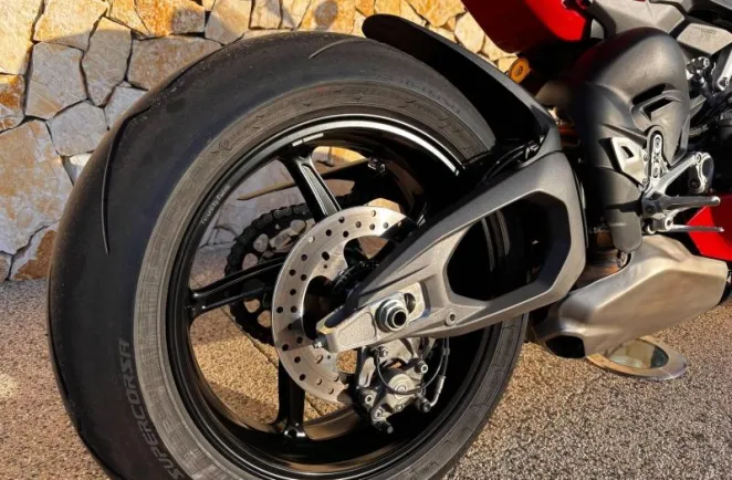 DUCATI Panigale V4 1103 S