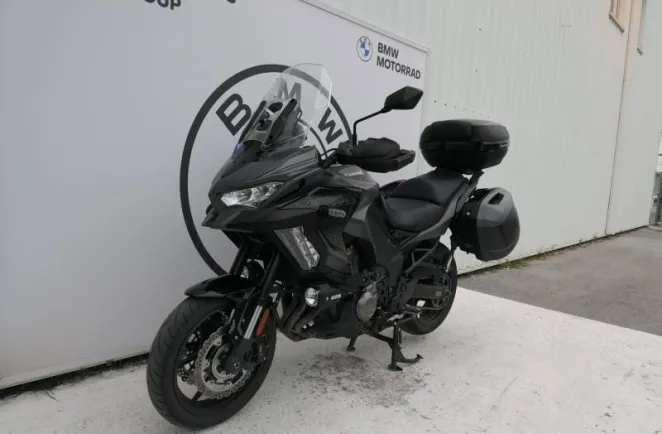 KAWASAKI 1000 Grand Tourer + Akrapovic