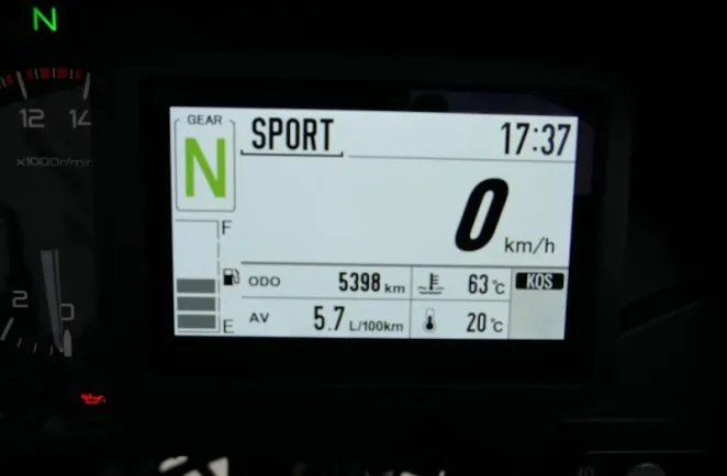 KAWASAKI 1000 Grand Tourer + Akrapovic