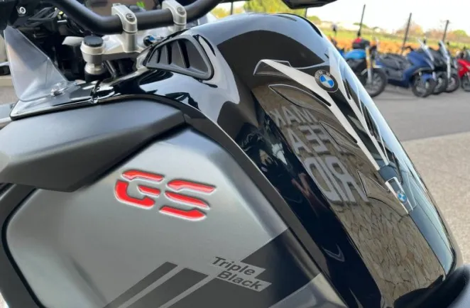 BMW 1250 GS Adventure FULL PACK + Version Surbaissée.