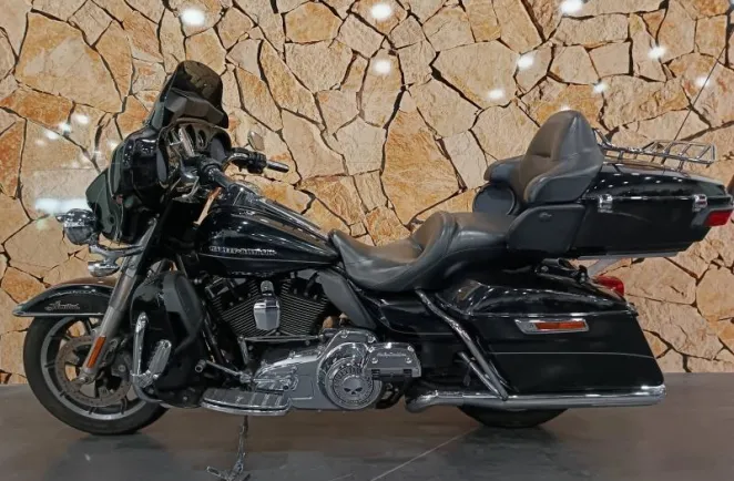 HARLEY-DAVIDSON Electra Glide Ultra Limited 1690 Noir ABS 2014