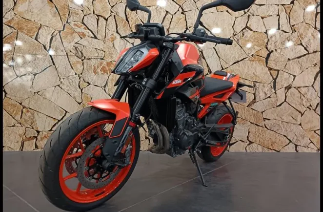 KTM BIKE 890 DUKE GP