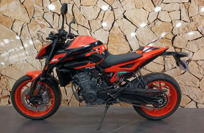 KTM BIKE 890 DUKE GP