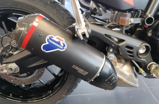 DUCATI Scrambler 800 Full Throttle