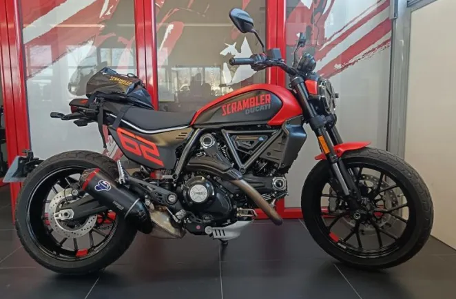 DUCATI Scrambler 800 Full Throttle