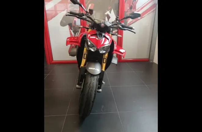 DUCATI 1103 Streetfighter V4 S