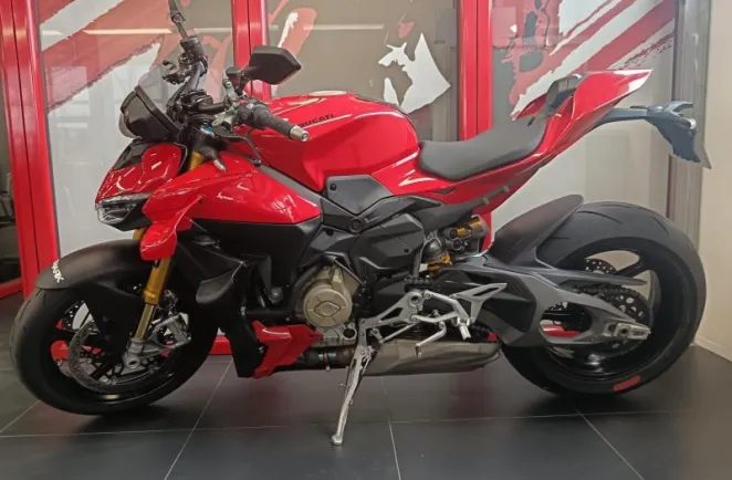 DUCATI 1103 Streetfighter V4 S