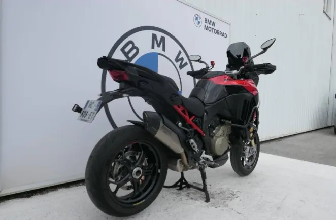 DUCATI V4 Pikes Peak