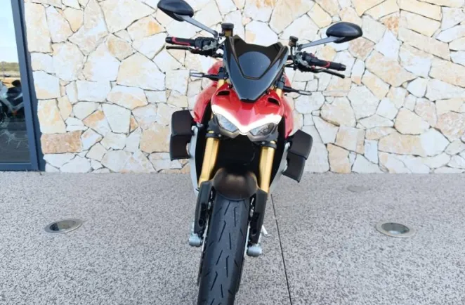 DUCATI 1103  V4 S Option carbone