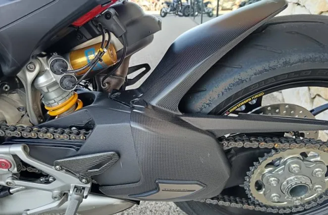DUCATI 1103  V4 S Option carbone