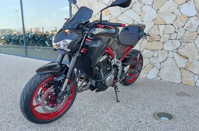 KAWASAKI 900 70kw ABS 2019 en 95cv