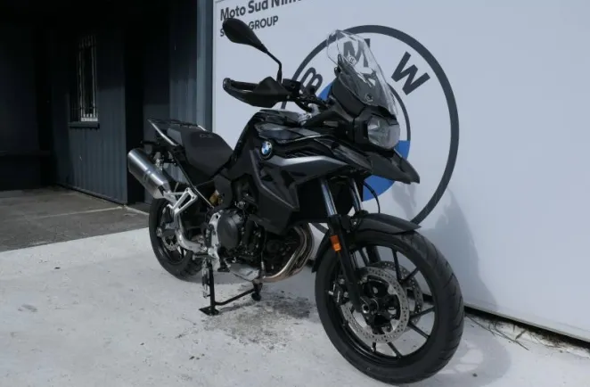 BMW 800 GS Style Triple Black Finition Pro