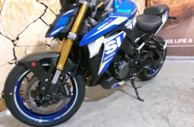 SUZUKI GSX-S 1000 - PNEUS NEUFS - REV. 12K OK