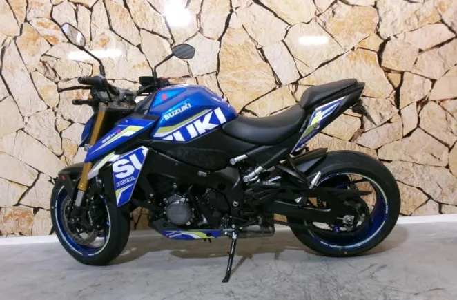 SUZUKI GSX-S 1000 - PNEUS NEUFS - REV. 12K OK