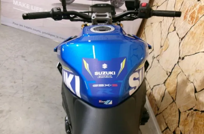 SUZUKI GSX-S 1000 - PNEUS NEUFS - REV. 12K OK